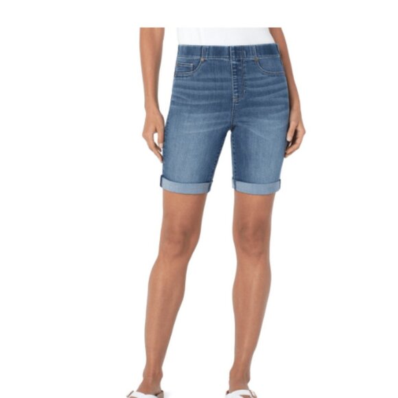 NWT Liverpool Chloe Pull On Bixby Bermuda Eco Jean Shorts Size 6 / 28 - Picture 1 of 8